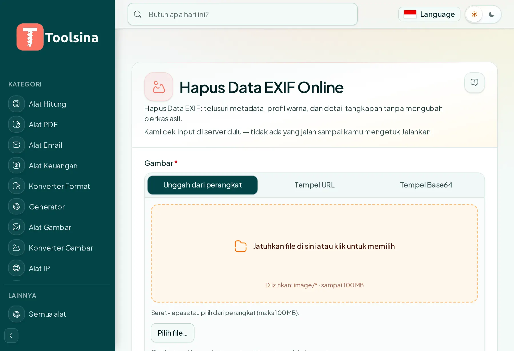 Buka alat dan unggah berkas Anda — Cara Menghapus Data EXIF (Metadata) dari Foto